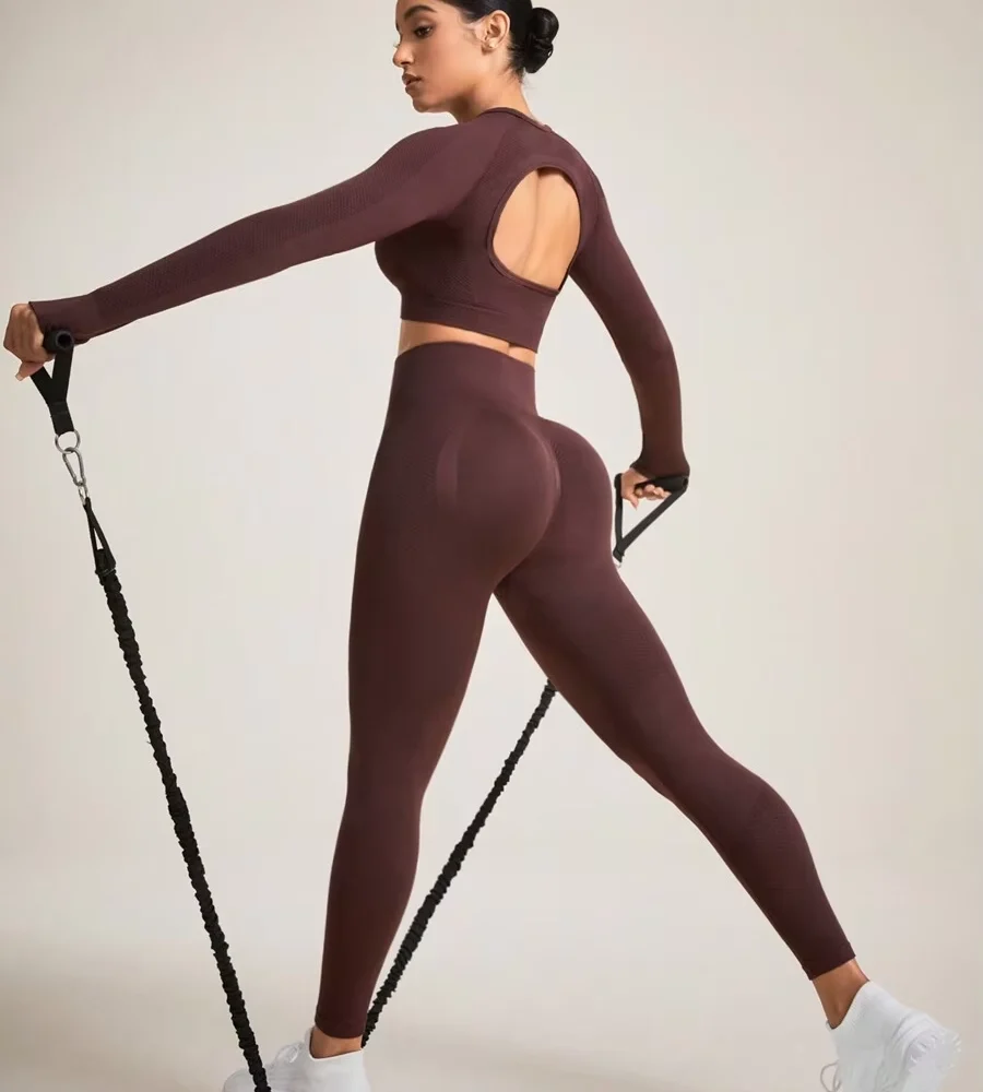 Open-Back Crop Top & Cropped Leggings Set for Gym Training